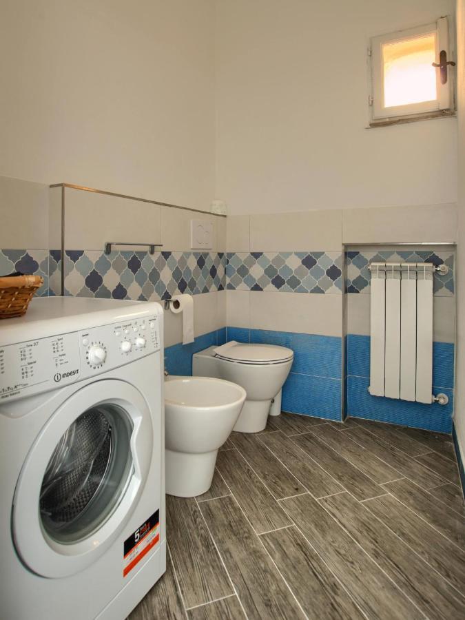 Casa A 2 Passi Dal Mare Con Patio Privato Villa Imperia Exterior photo