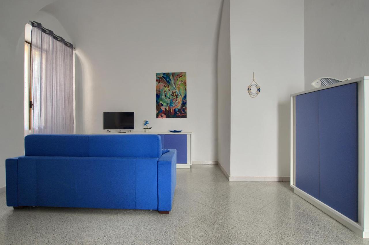 Casa A 2 Passi Dal Mare Con Patio Privato Villa Imperia Exterior photo